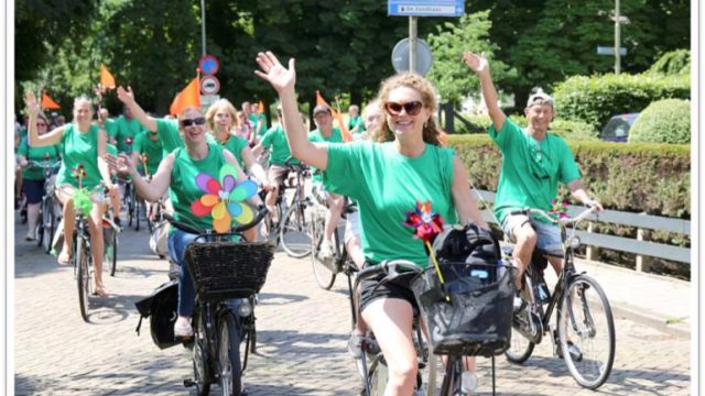 Fietsen voor de clubkas