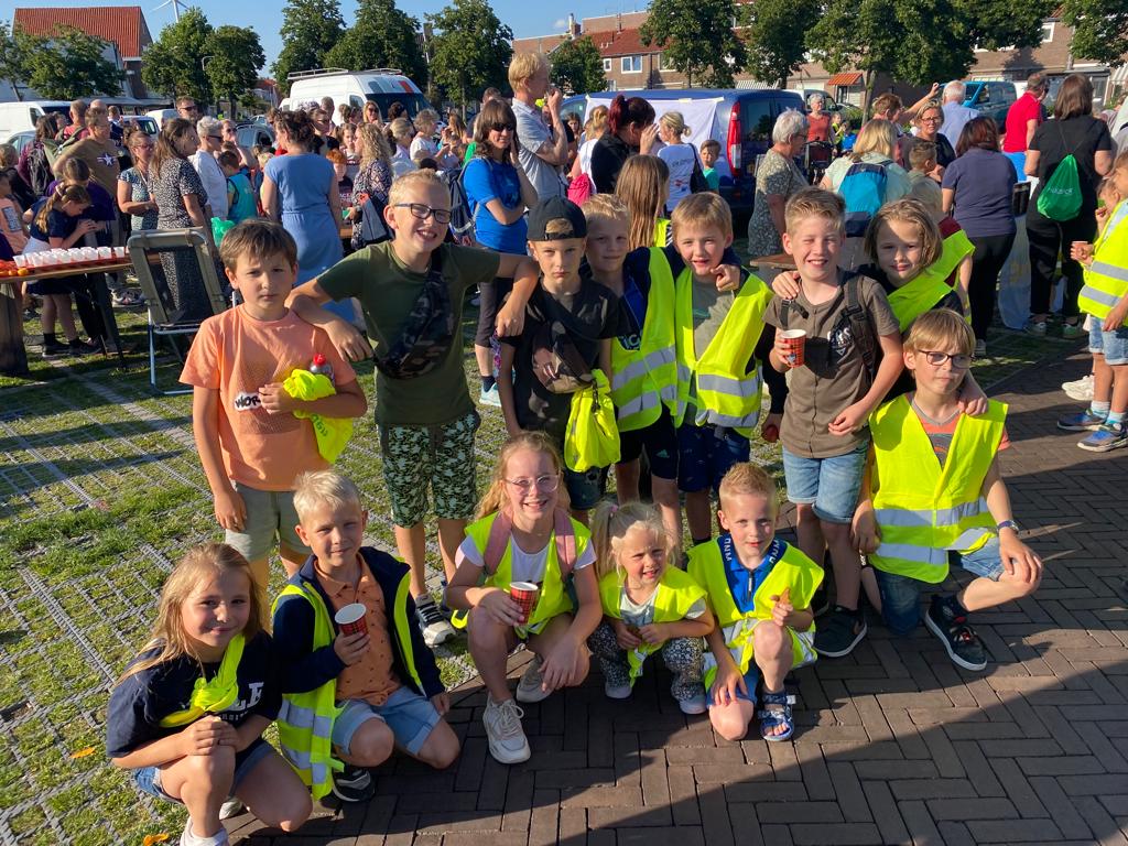 De paden op, de lanen in… - Jutter | Hofgeest