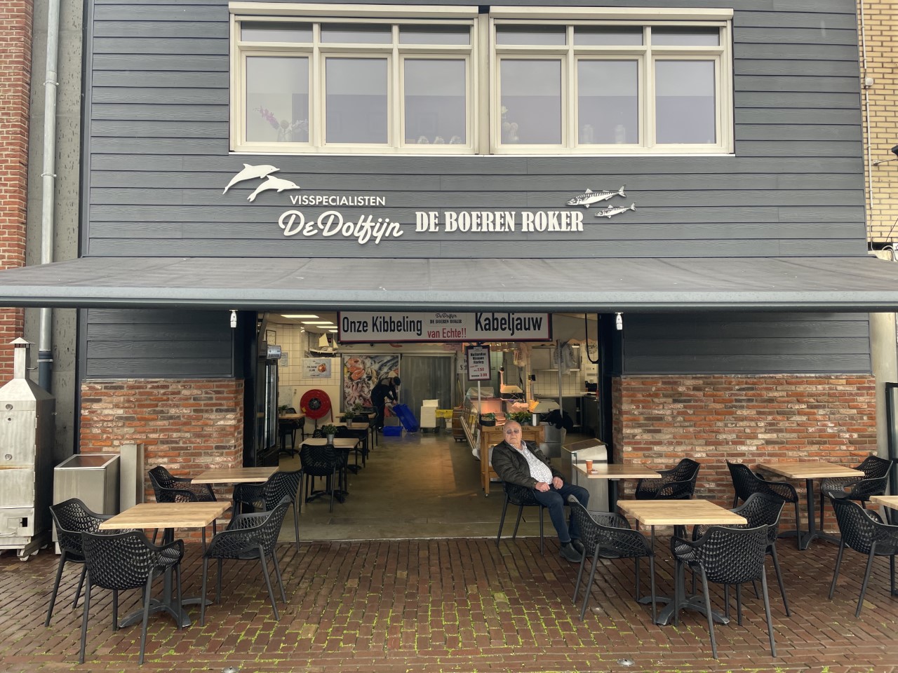 De Dolfijn / De Boerenroker helemaal vernieuwd Jutter Hofgeest