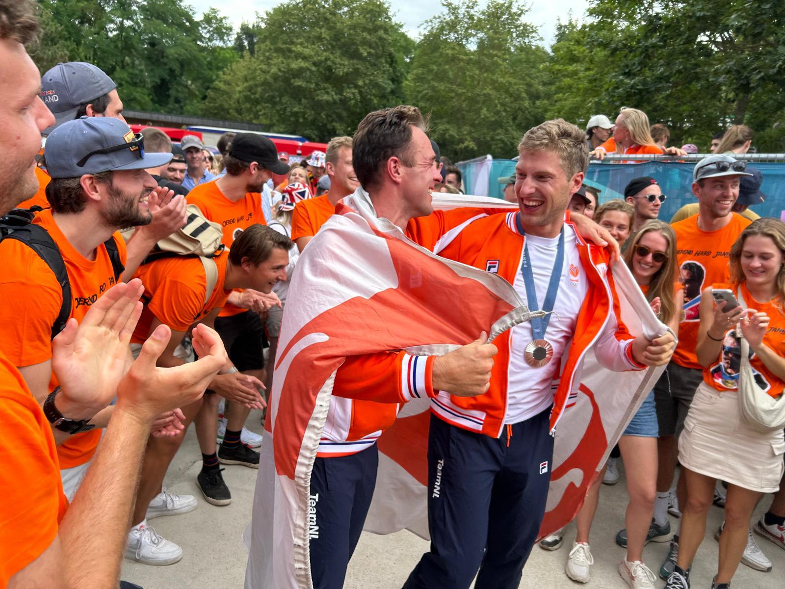 Huldiging medaillewinnaar Olav Molenaar Jutter Hofgeest