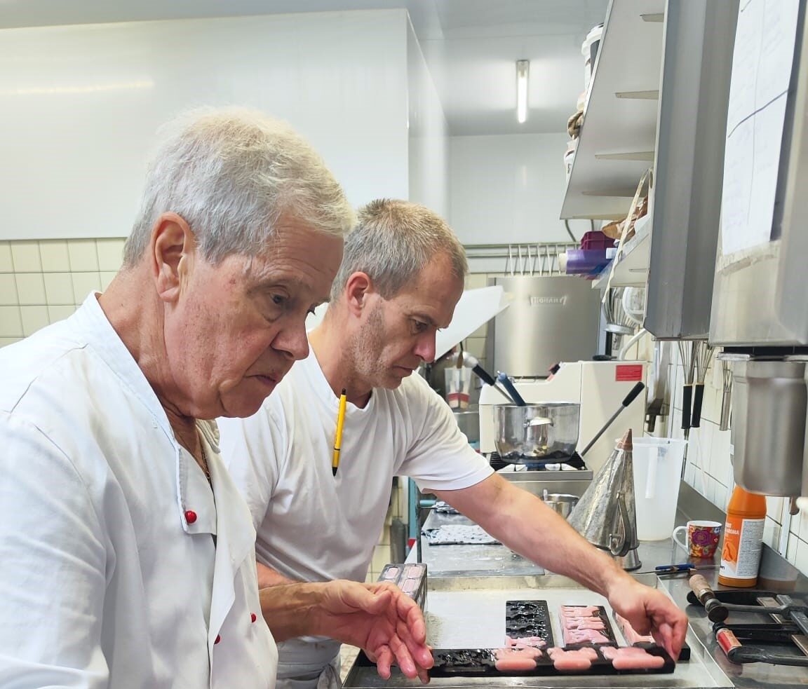 Suikerbeesten en taaitaai bij bakkerij Ben Vreman