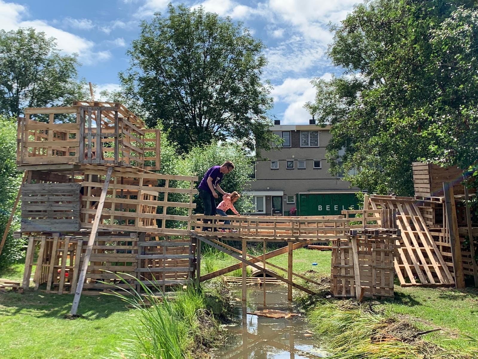 Huttenbouw Velserbroek staat weer voor de deur
