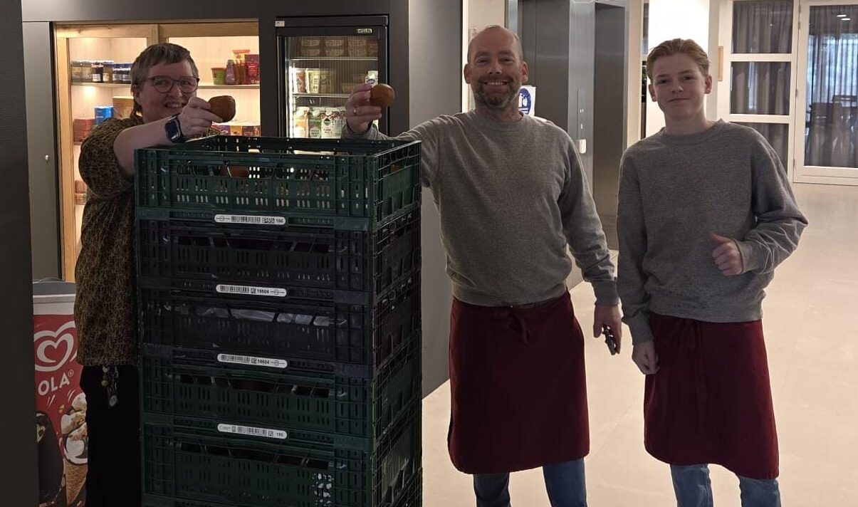 Gratis oliebollen voor bewoners woonzorgcentra IJmuiden