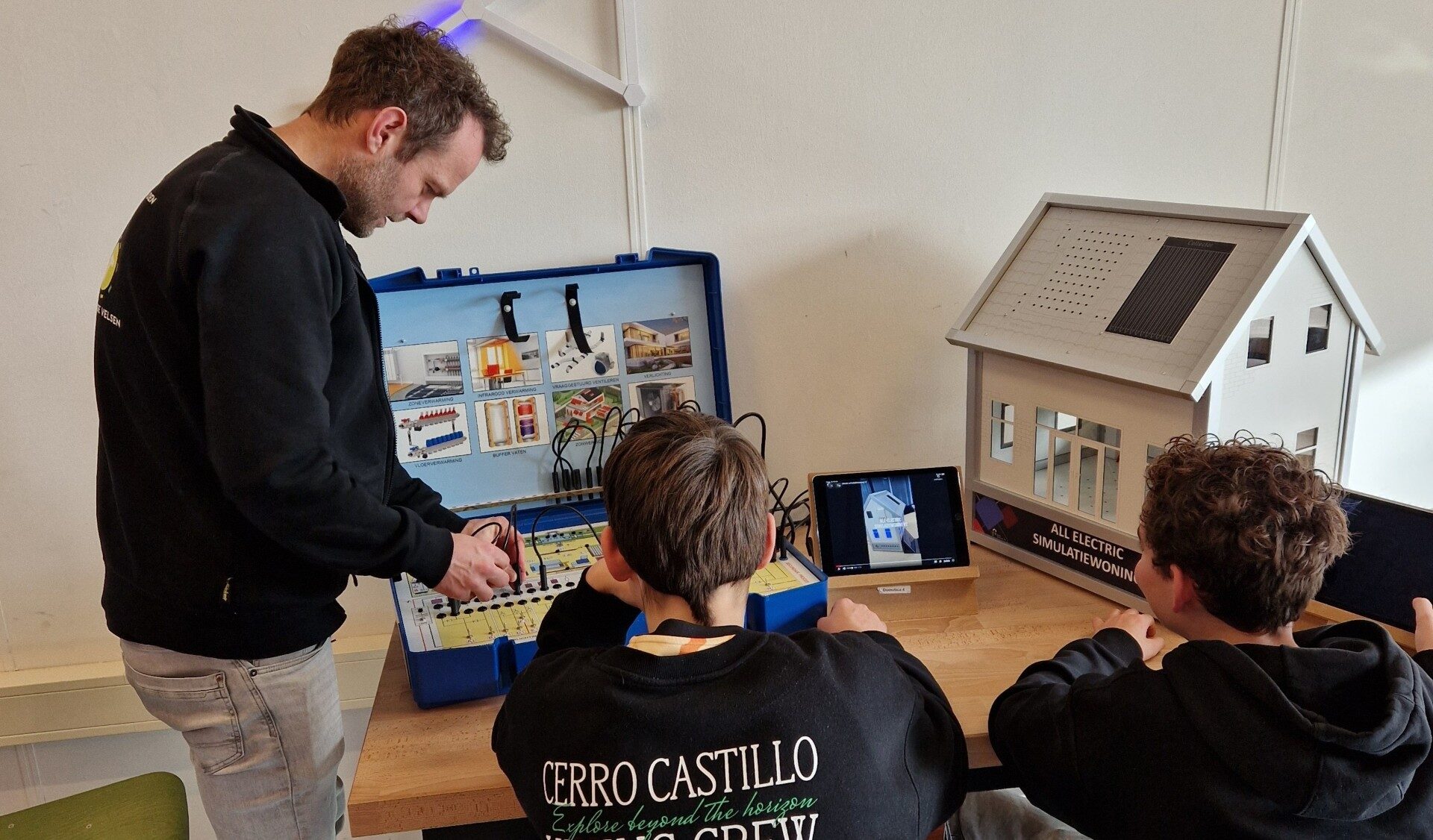 Technisch College Velsen draagt bij aan de energietransitie