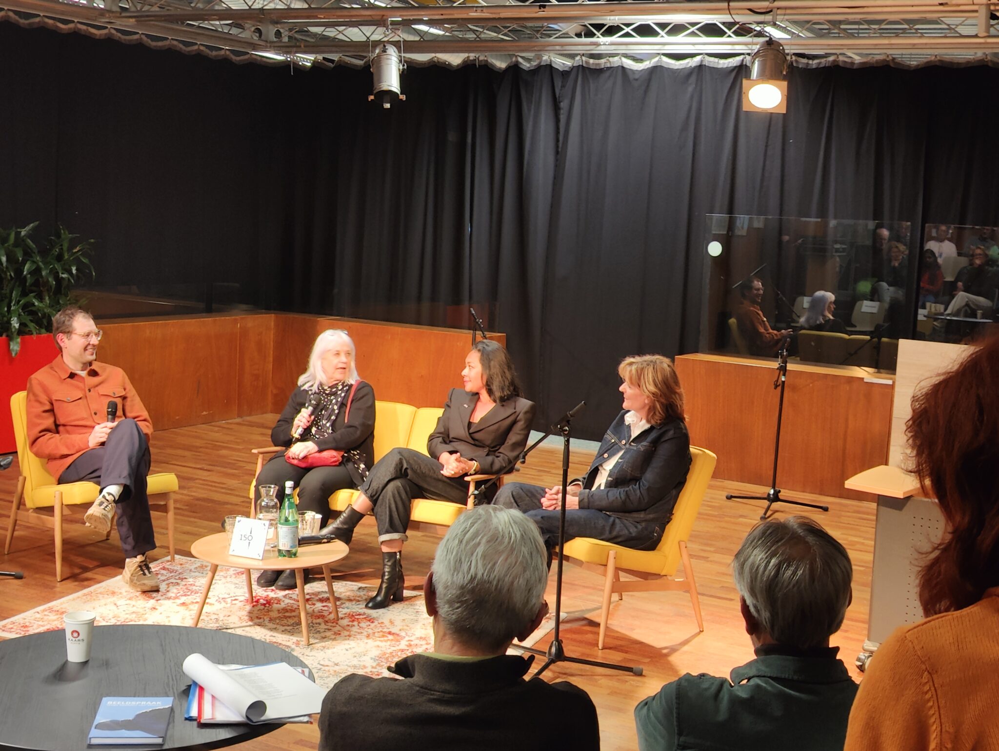 Schrijversavond in Bibiliotheek IJmuiden