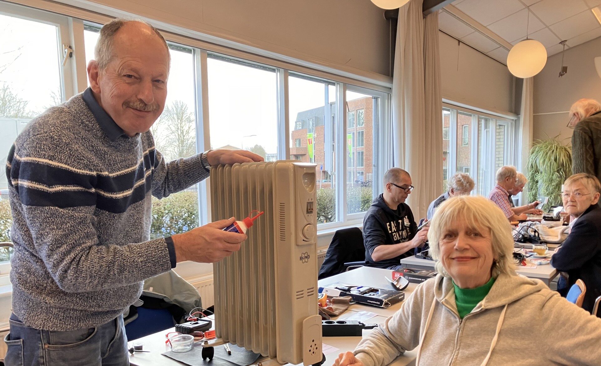 Repair Café bij Vereniging Santpoorts Belang