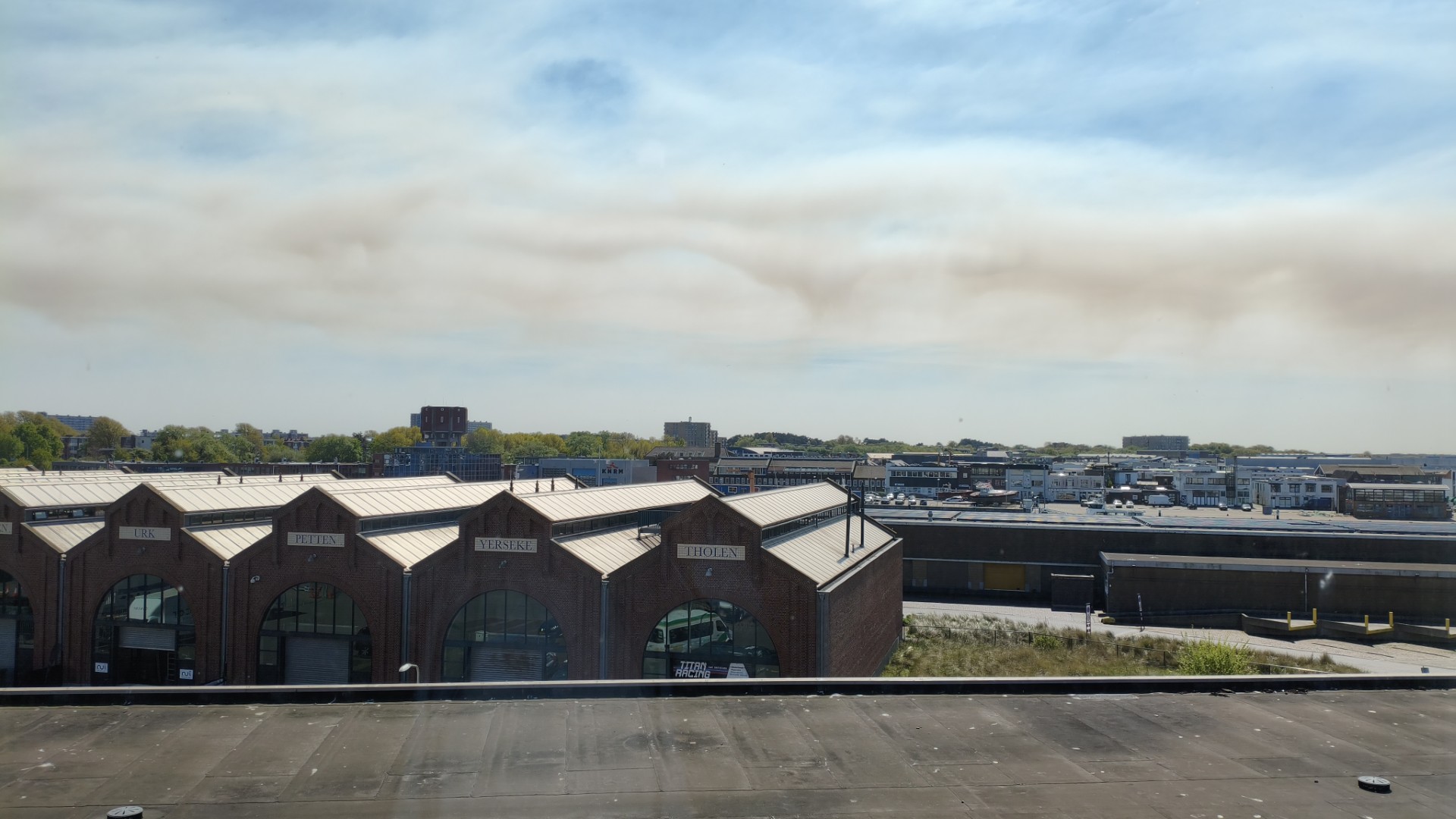 Rook van grote Veluwebrand zichtbaar in regio