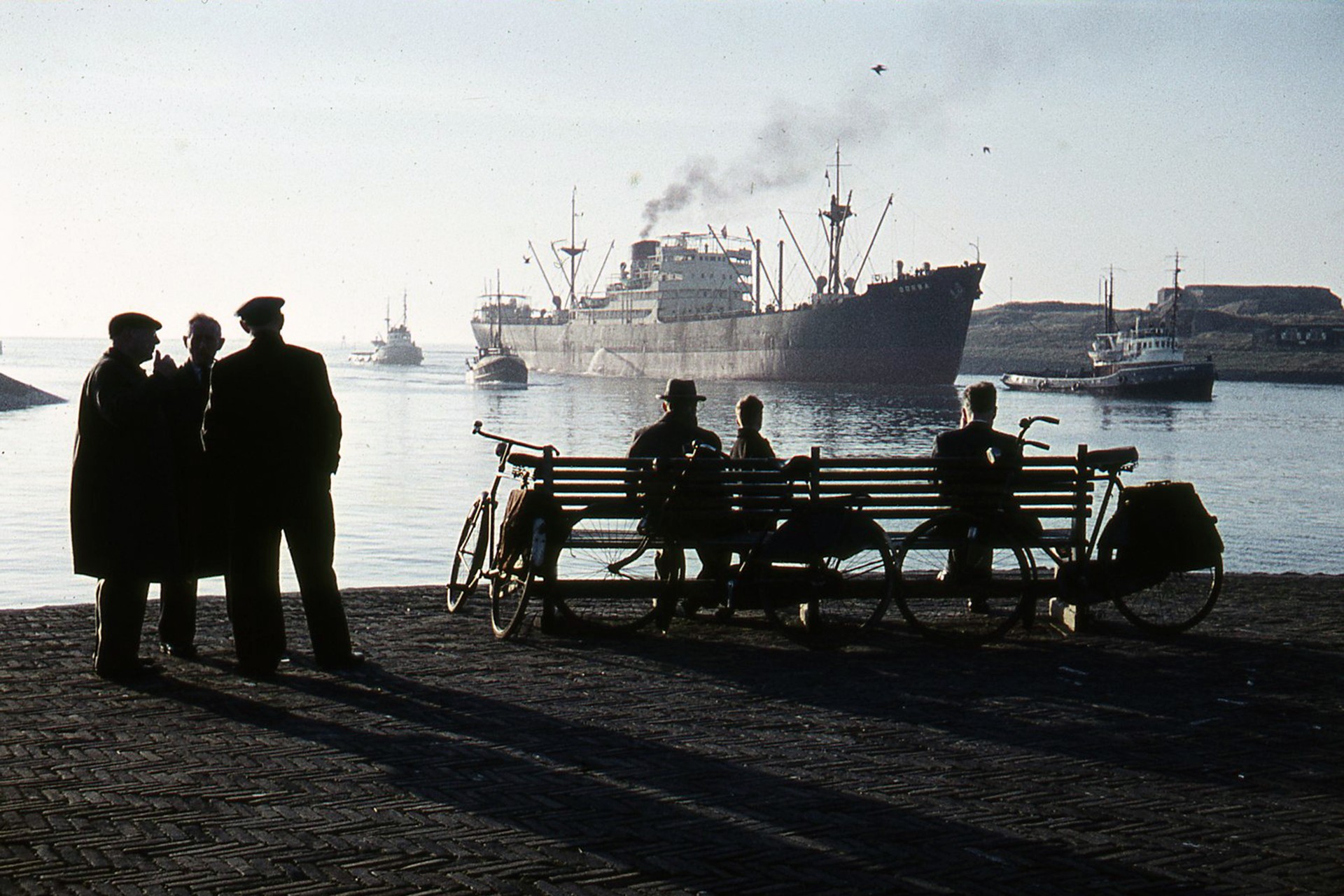 Fototentoonstelling: IJmuiden tussen 1960 en 1985 door de ogen van Piet Korpershoek