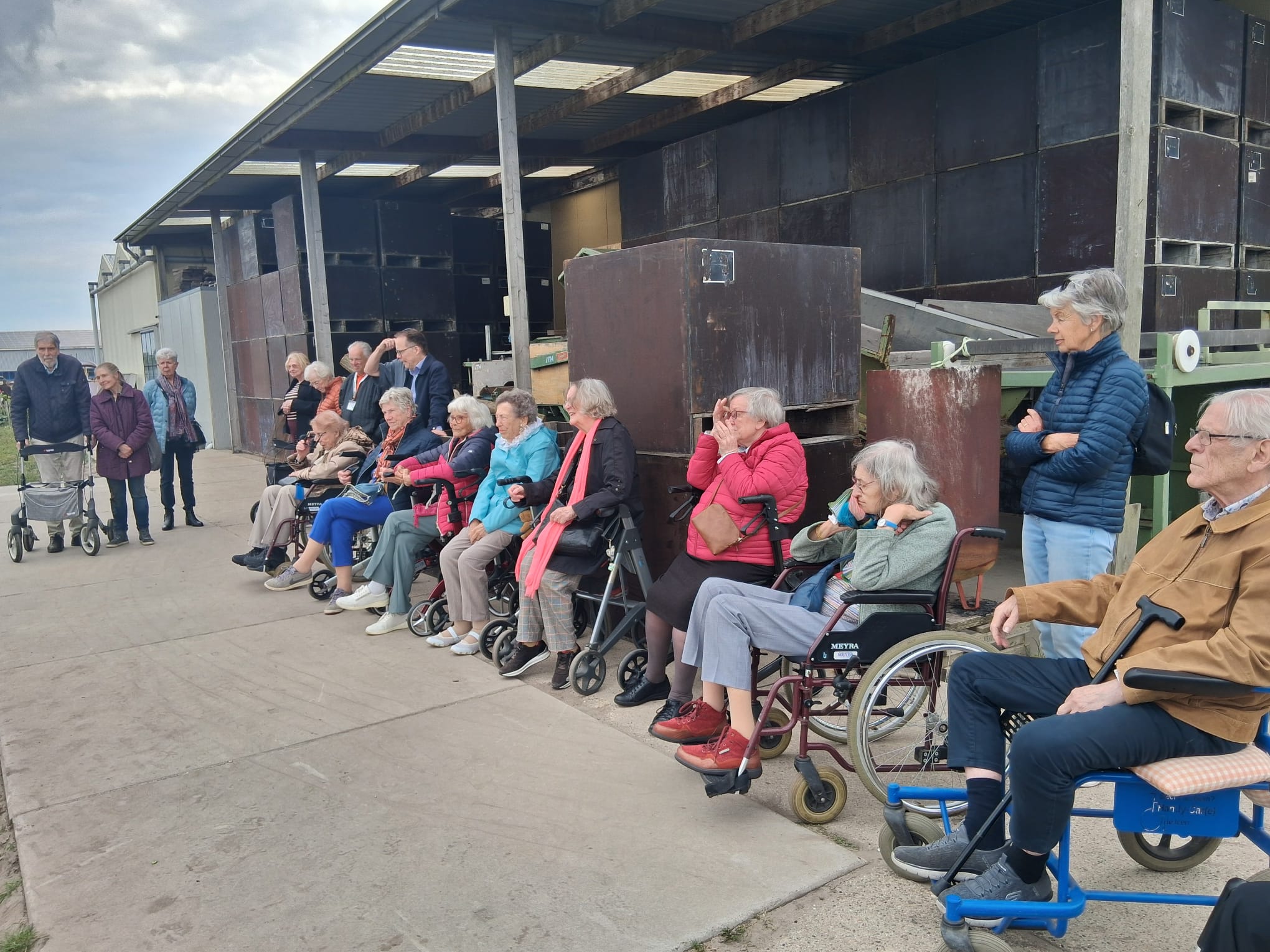 Zonnebloem bezoekt De Tulperij