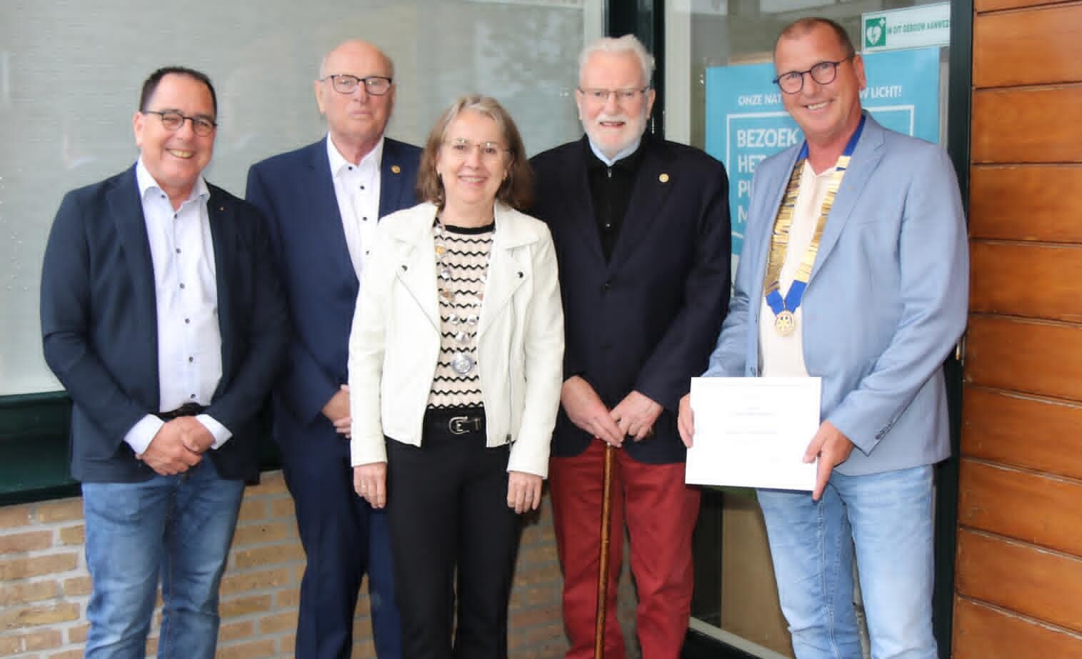 Driekwart eeuw Rotary Club Velsen