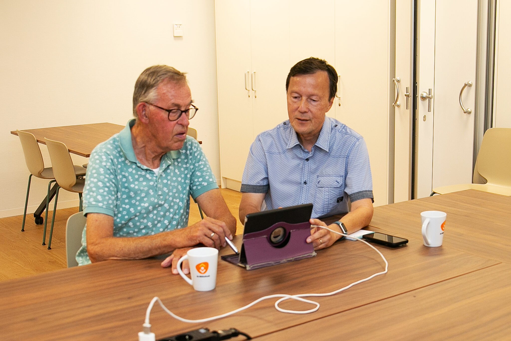 Marcel neemt digitale drempels weg: „De digitale wereld gaat niet weg. En zolang mensen verdwalen, b