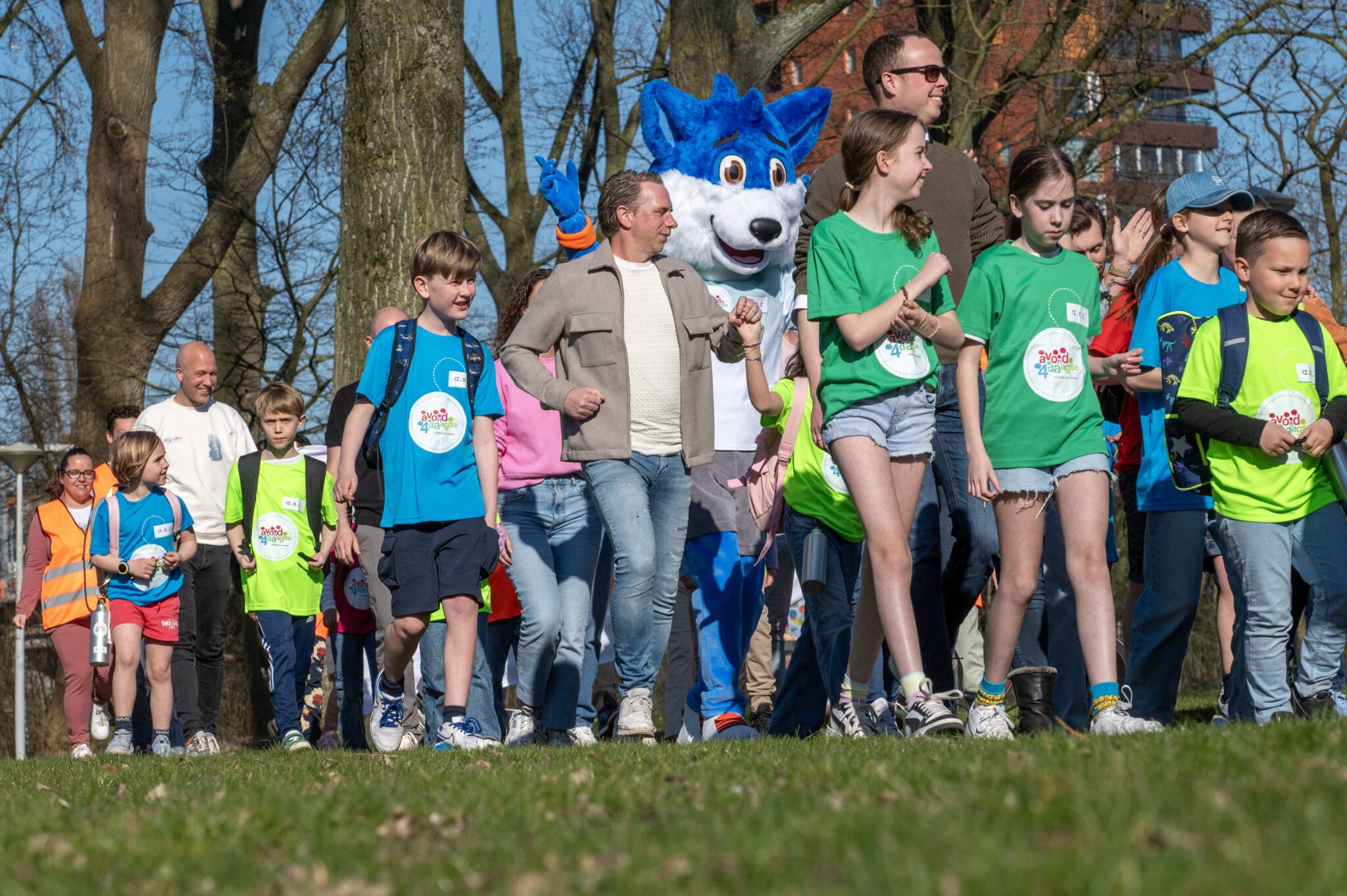 Avond4daagse Velserbroek brengt ruim 1500 deelnemers op de been