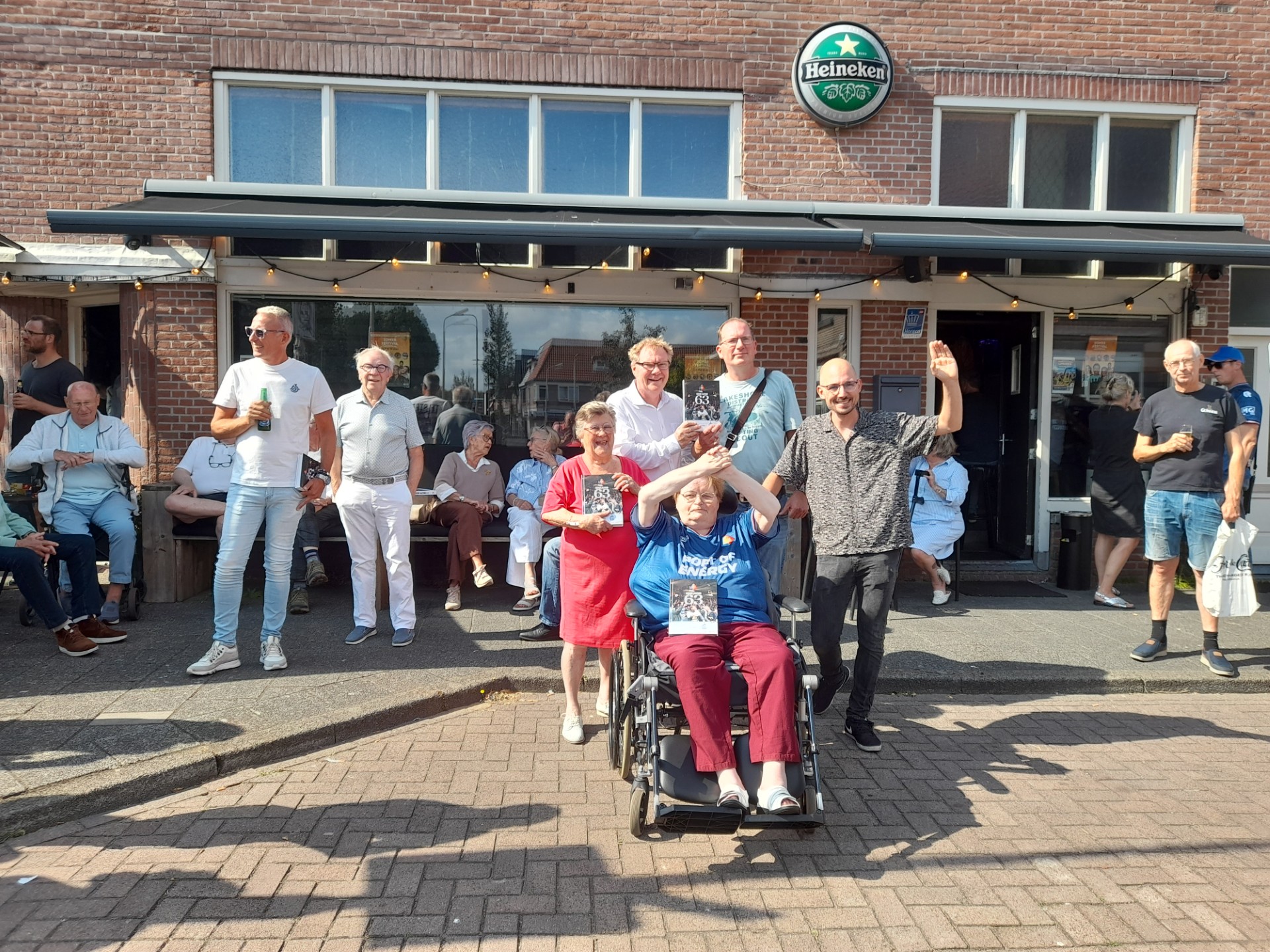 Veel herinneringen opgehaald tijdens presentatie Telstarboek