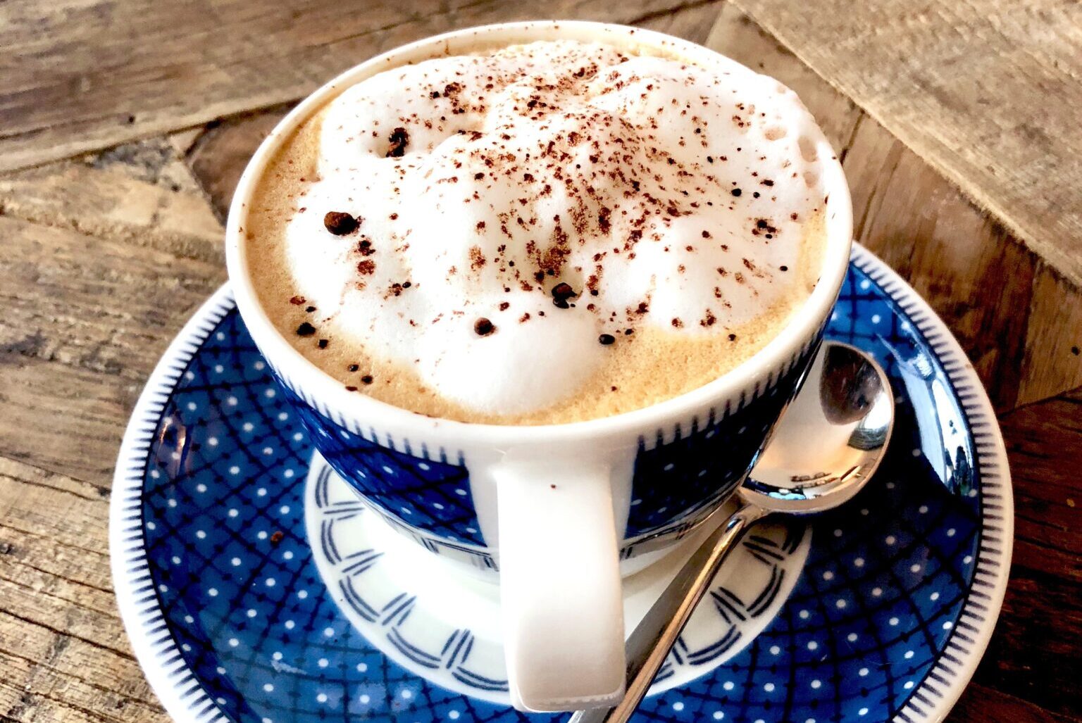 Tot € 1,25 meer voor een cappuccino: dit zijn de duurste strandtenten van Velsen