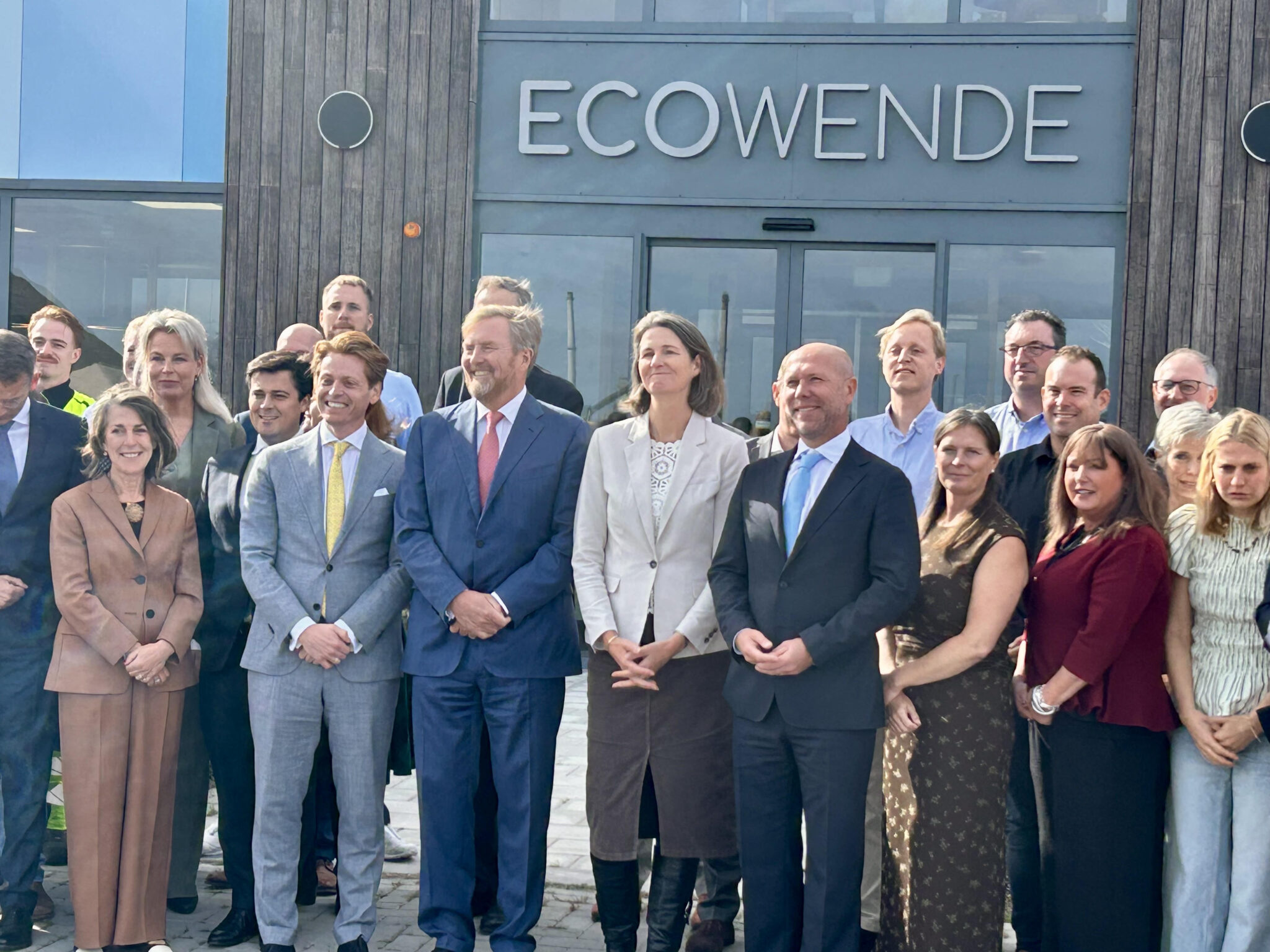 Koning Willem Alexander brengt een werkbezoek aan Ecowende